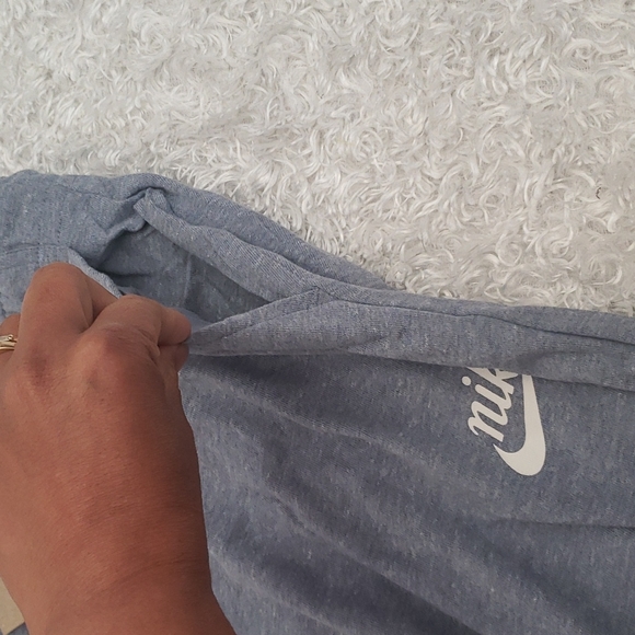 NWT Nike lightweight jogger pants - Picture 4 of 9